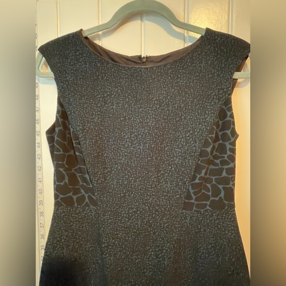 Ann Taylor midi dress with cap sleeve - Picture 2 of 8